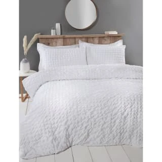 B&M Loft Studio Lara Seersucker King Duvet Set - White 1 B&M Loft Studio Lara Seersucker King Duvet Set - White